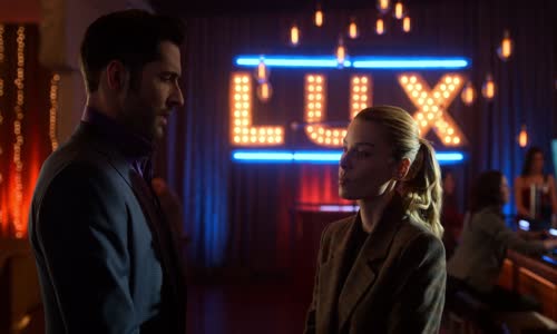 Lucifer - (2021) S05E13 CZ tit 1080p - Takové neškodné sledování mkv