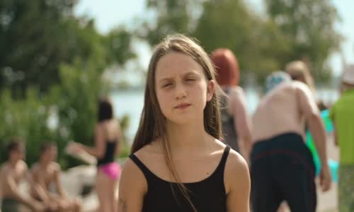 Pátá loď - Piata loď 2017 SKdub Drama Rodinný WEB720p mkv