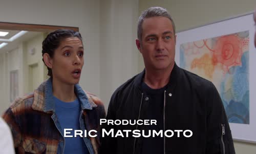 Chicago Fire S13E20 Cut Me Open 1080p AMZN WEB-DL DDP5 1 H 264-NTb mkv