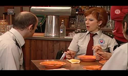 Profesionali S04E10 Koniec sveta mp4