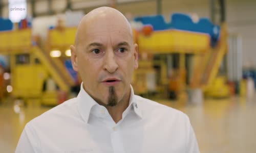 Vyjimecne projekty S02E01 Vyrobci letadel [The Plane Makers - A High Tech Aircraft on the Assembly Line 2019] (cz en 576p) mkv
