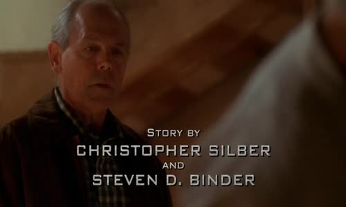 NCIS 04x02 DVDrip CZ-Uprchlík (Escaped) avi