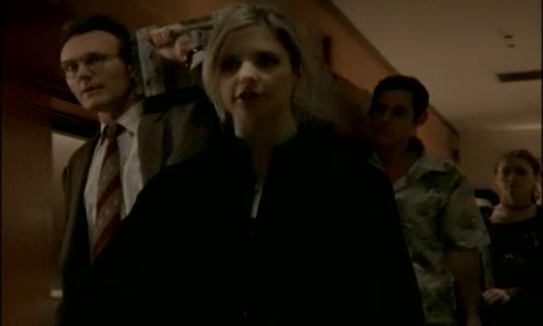 Buffy 3x04-Kraska a zvire CZdab avi