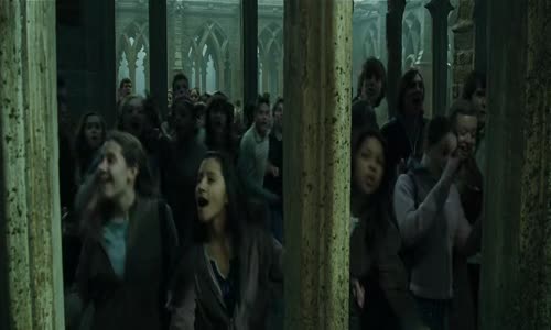 4 Harry Potter A Ohnivy Pohar 2005 720p_h265 mkv